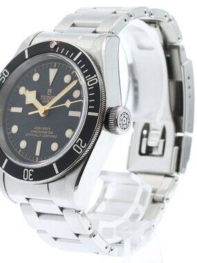 TUDOR Heritage Black Bay